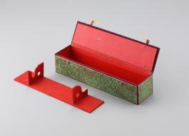 궁중292-1_영친왕비 운보문 비녀상자(2).jpg