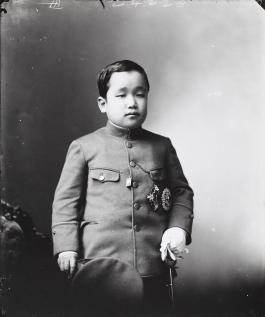 하정웅101_영친왕 부처 관련 사진.jpg