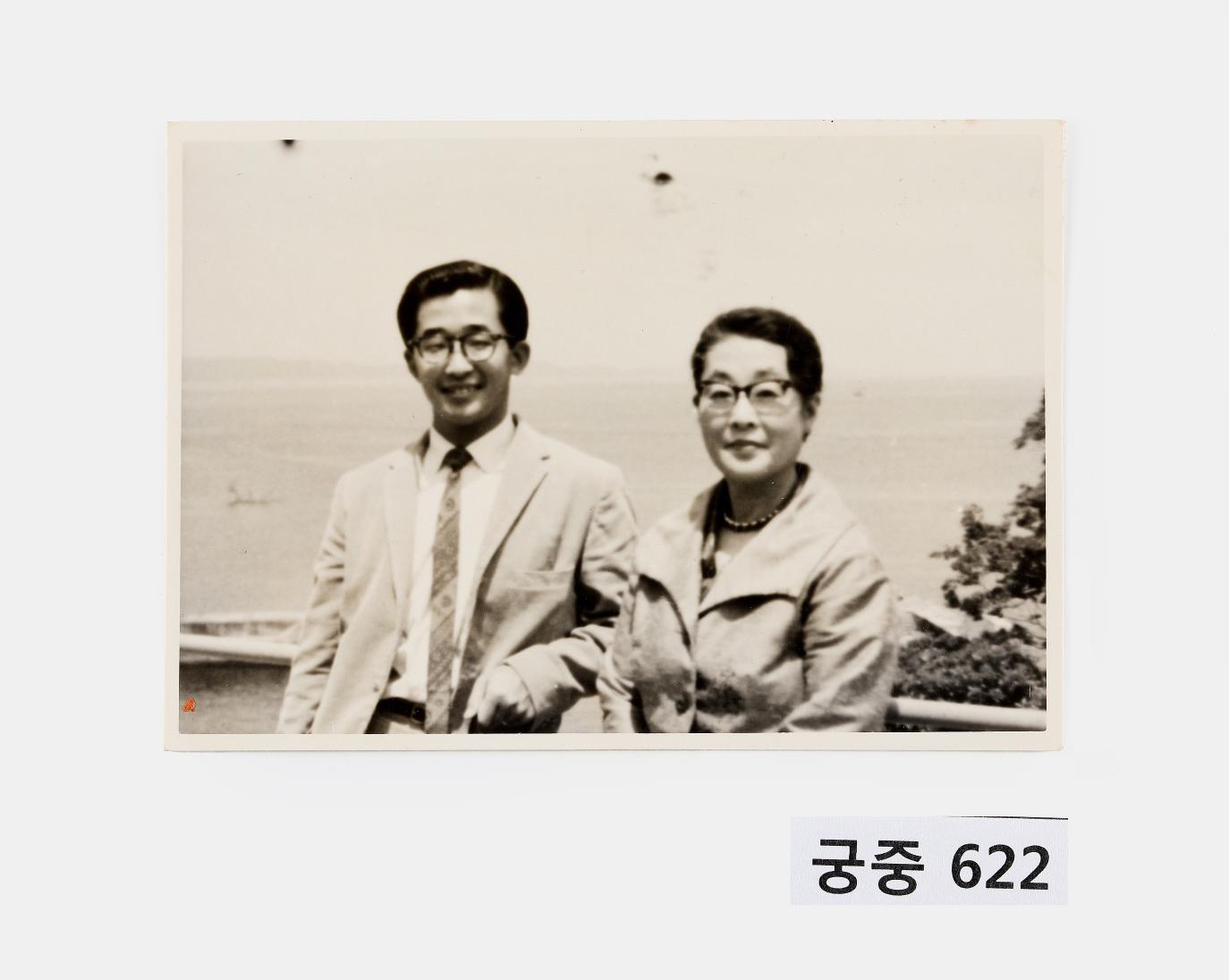 영친왕비와 이구 사진