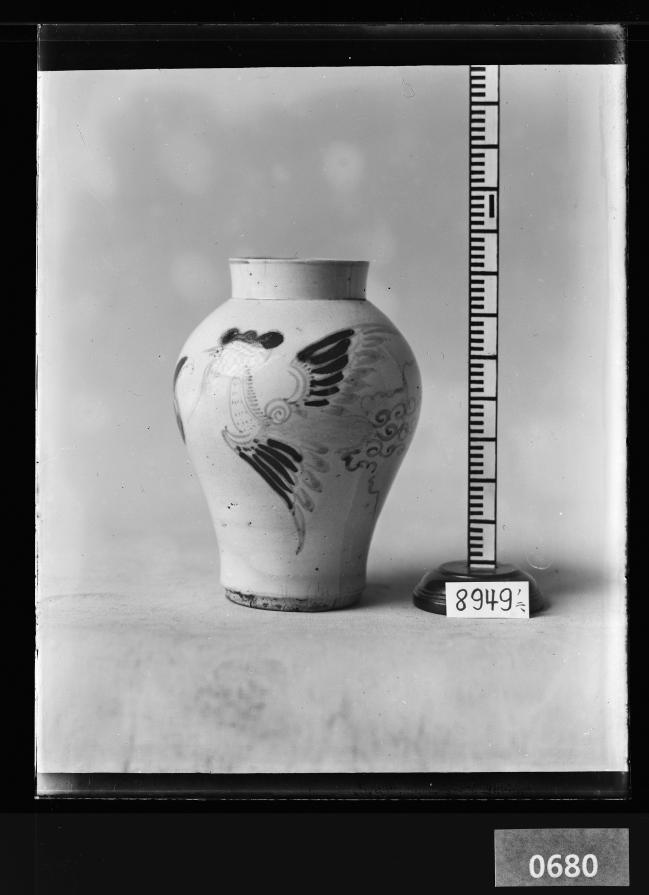 백자청화동채운봉문호 유리건판