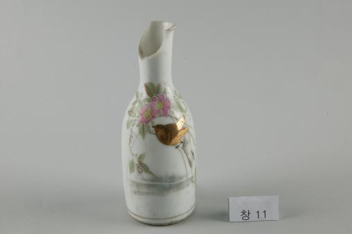 백자 채화 꽃ㆍ새무늬 병