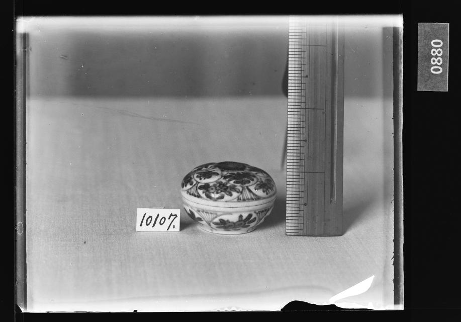 백자청화화접문합 유리건판