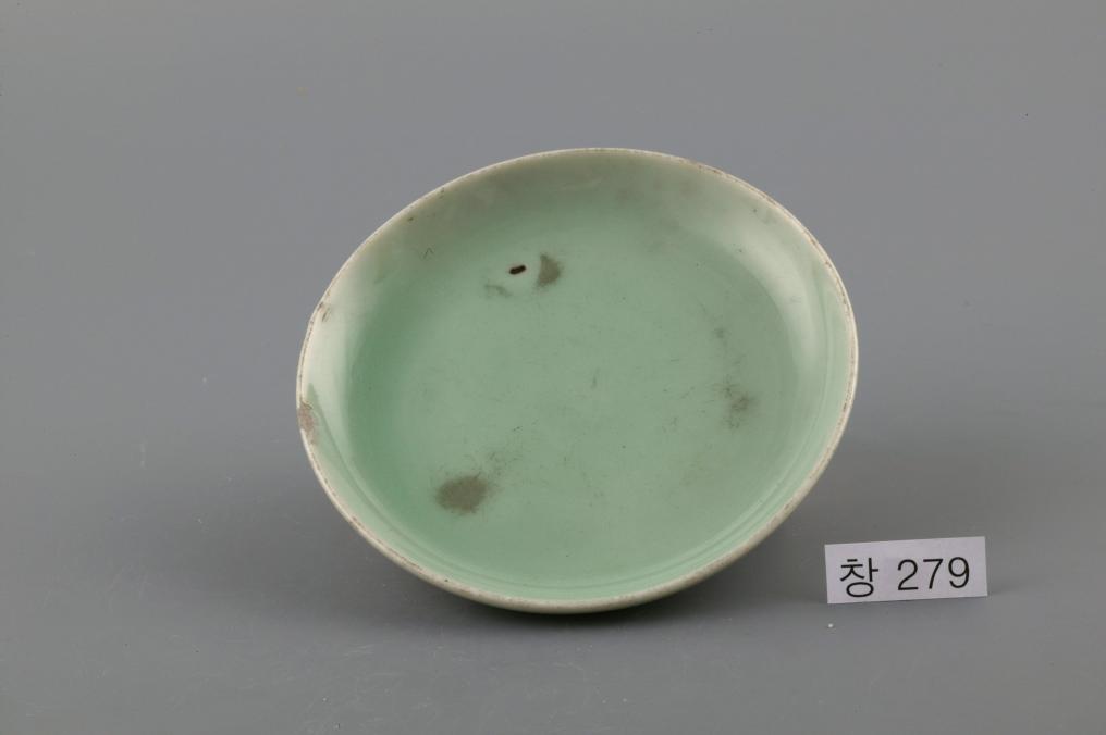 백자 청유 접시