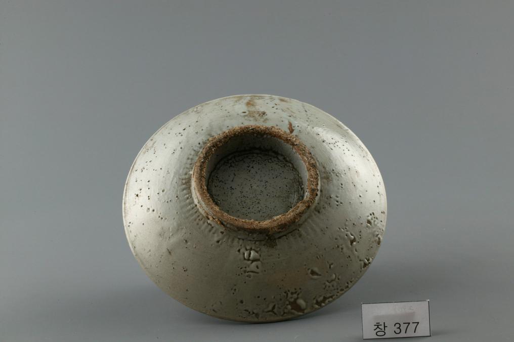 백자 청화 수자무늬 접시